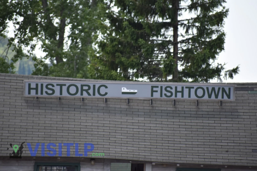 Historic Fishtown sign