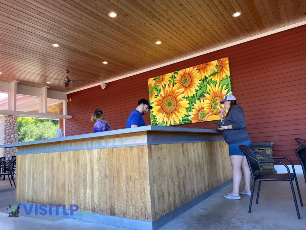 Outdoor tasting counter at Black Star Farms